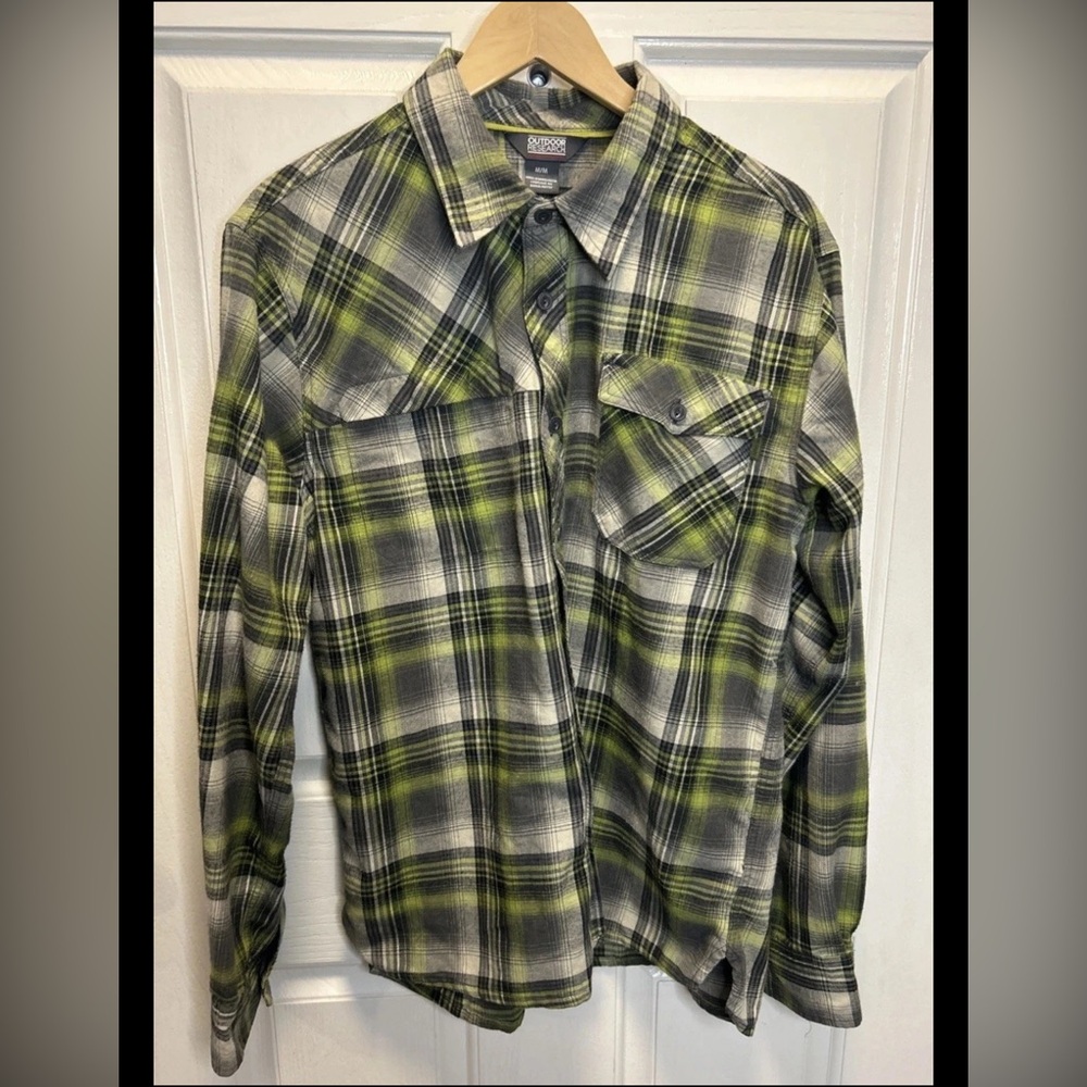 Outdoor Research Shirt Men Medium Green Plaid Feedback Flannel Outdoor Button Up
